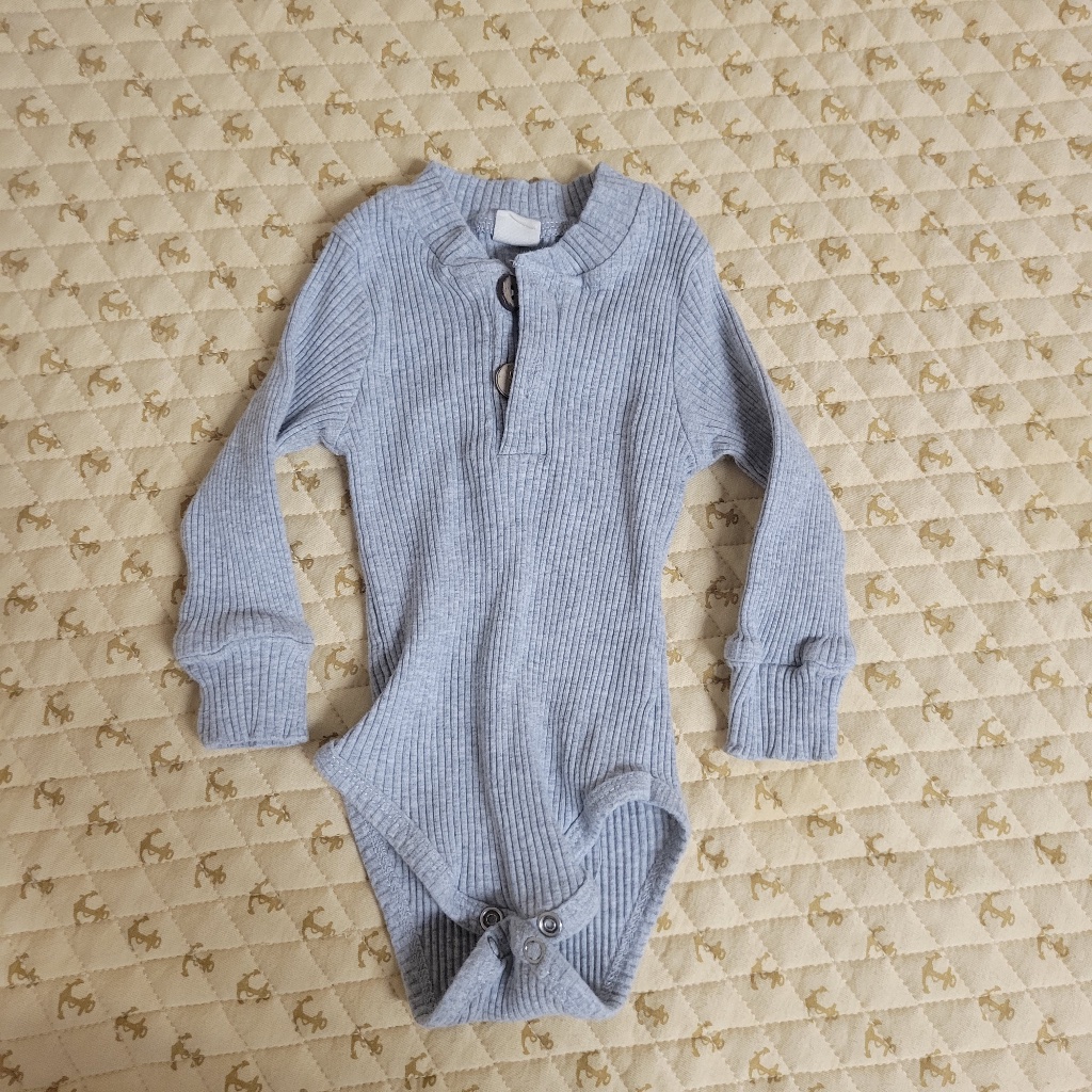 Gray Ribbed Knit Long Sleeve Bodysuit